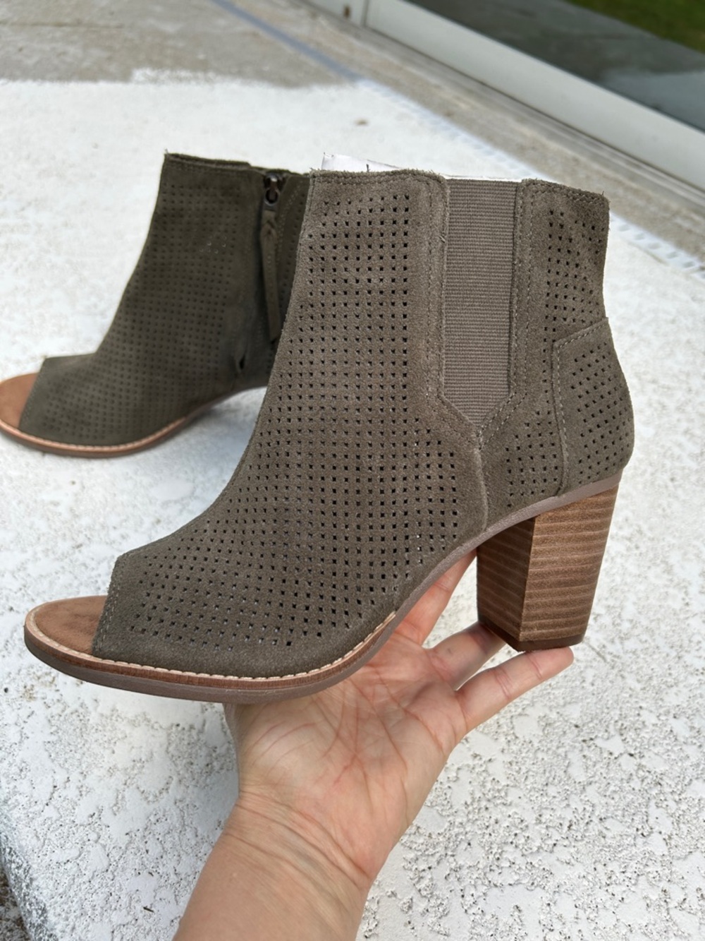 NWT - TOMS ‘Majorca’ Peep Toe Perf Suede Leather Bootie - Picture 2 of 11